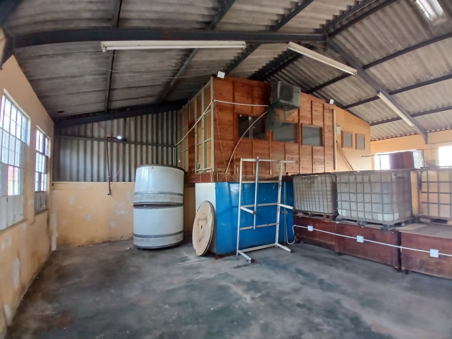  Bedroom Property for Sale in Cape Road Industrial Eastern Cape